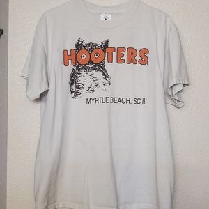 Hooters shirt